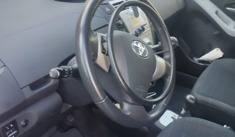 TOYOTA YARIS II 2008 complet