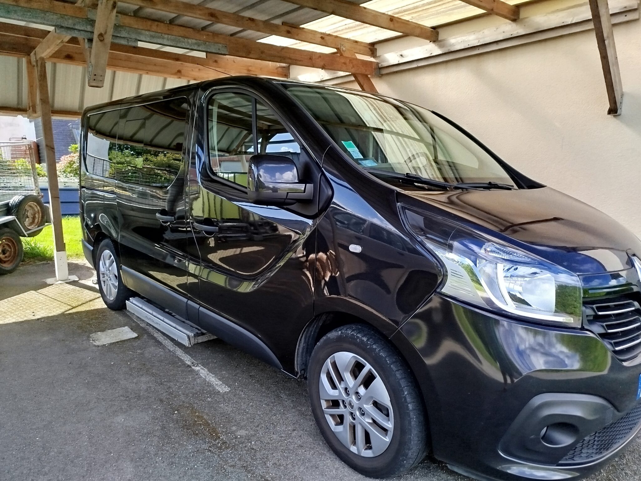 RENAULT TRAFIC III 2015