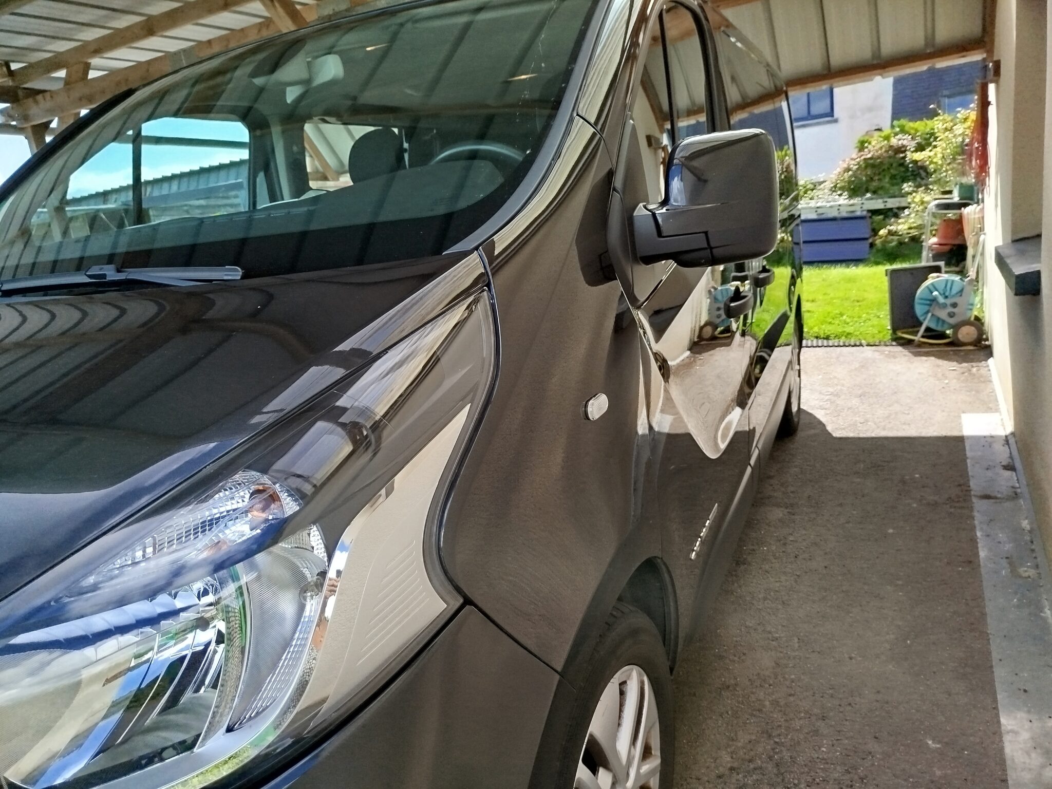 RENAULT TRAFIC III 2015