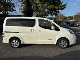 NISSAN NV200 2018